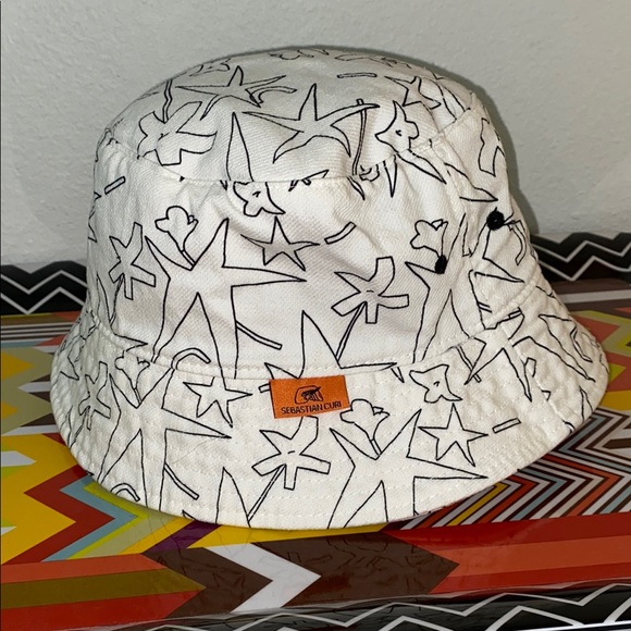 Other - Sebastian Curi White Bucket Hat from Zara with Black Star Pattern